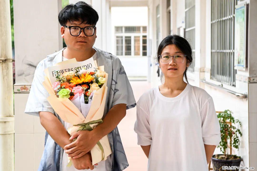 全网追的“扁担女孩”,找了一份暑假工,时薪12元 - 徐州生活资讯 - 徐州28生活网 xz.28life.com